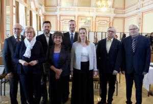A mezőváros múltjától a kaszaházi strandig A mezőváros múltjától a kaszaházi strandig