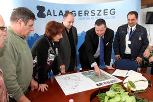 KRESZ-parkot is terveznek KRESZ-parkot is terveznek