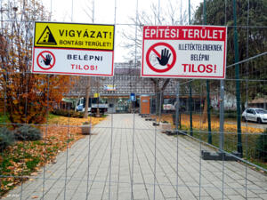 Megújul a Keresztury tér Megújul a Keresztury tér