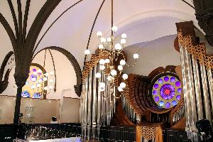 Megújultak a hangversenyterem belső terei Megújultak a hangversenyterem belső terei
