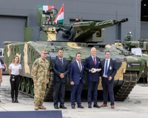 A Rheinmetall átadta az első Lynxet A Rheinmetall átadta az első Lynxet