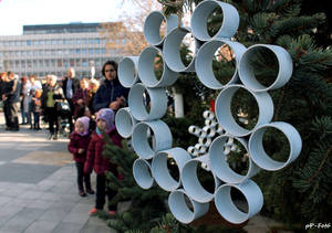 Adventi forgatag egy hónapon át Adventi forgatag egy hónapon át