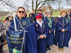 A Balatoni Borbarát Hölgyek Egyesülete a régió borainak népszerűsítéséért dolgozik A Balatoni Borbarát Hölgyek Egyesülete a régió borainak népszerűsítéséért dolgozik