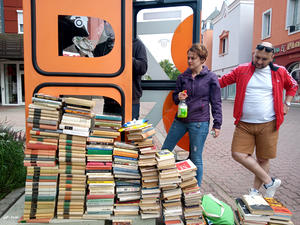 Születésnapi Bibliofülke-takarítás Születésnapi Bibliofülke-takarítás