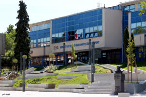 Kevesebb program a szabályok betartásával Kevesebb program a szabályok betartásával