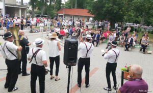 Köszönet a helytállásért Köszönet a helytállásért