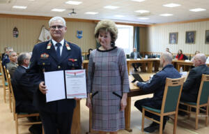A védelmi igazgatásban végzett munka elismerése A védelmi igazgatásban végzett munka elismerése