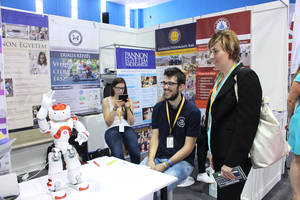A jövő technológiáiról a konferencián A jövő technológiáiról a konferencián