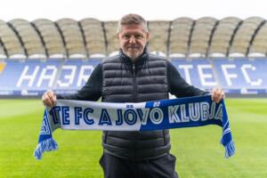 Márton Gábor a ZTE FC kispadján Márton Gábor a ZTE FC kispadján